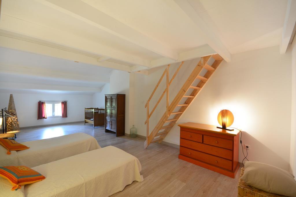 Le Mas De Trevouse Saint-Saturnin-lès-Avignon المظهر الخارجي الصورة