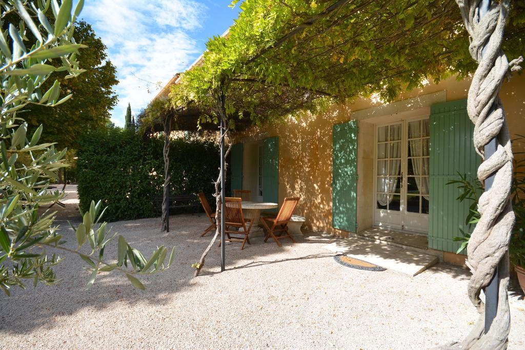 Le Mas De Trevouse Saint-Saturnin-lès-Avignon المظهر الخارجي الصورة